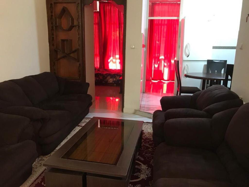 عکس آپارتمان دو خوابه تمیز در فاطمی 4