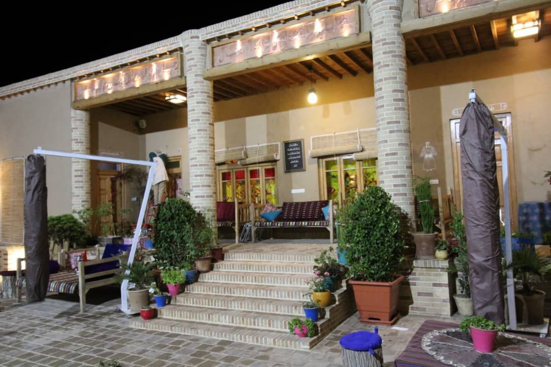 عکس بوم‌گردی پروین (تخت دونفره)