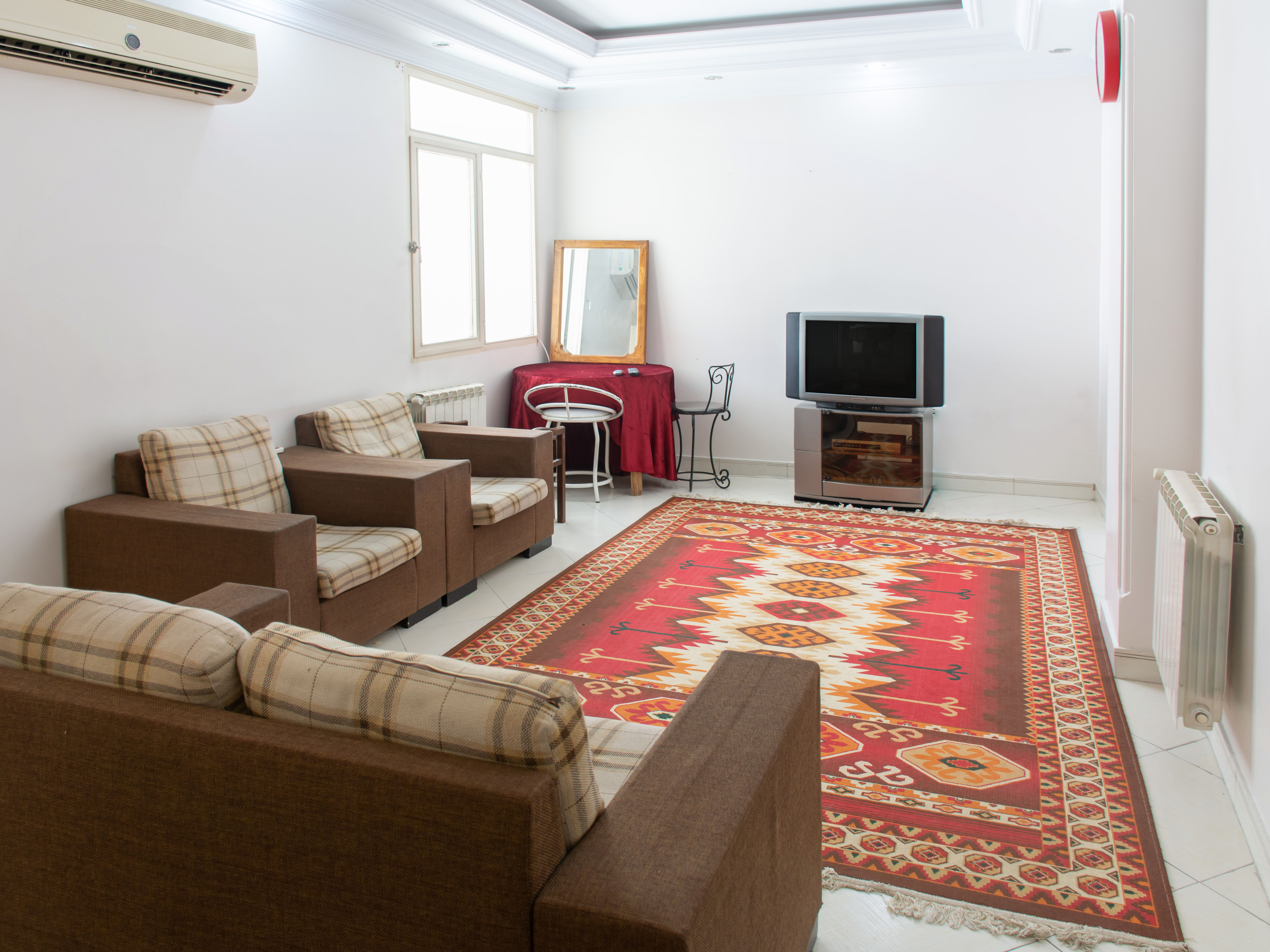 عکس آپارتمان مبله شیک در شاهین شمالی