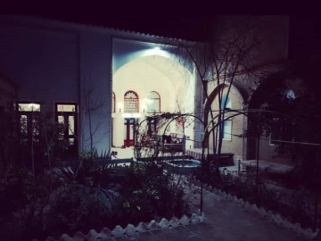 عکس بوم‌گردی آتشگاه (4دری)