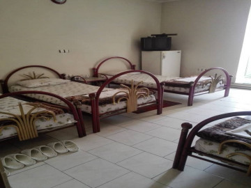 عکس مهمانپذیر نور-سه تخته