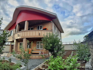 عکس ویلا نوساز درمجاورت جنگل و رودخانه