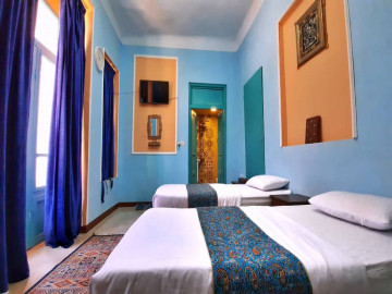 عکس سرای سنتی هاتف-بنفشه(دو تخته)