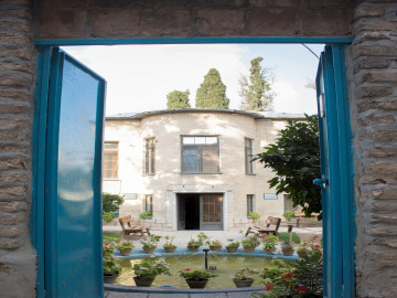 عکس بوم گردی باغ ایرانی(اخوان ثالث)