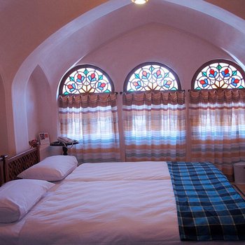 تصویر هتل تاریخی ایرانی کاشان