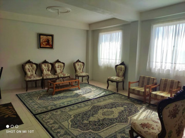 تصویر واحد تمیز و مبله طبقه اول، نزدیک دریا، روستای بشمن