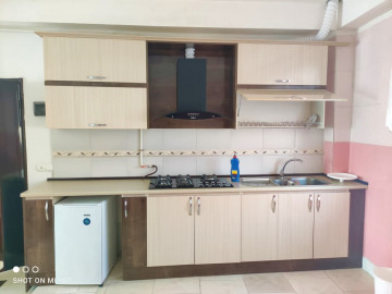 تصویر واحد تمیز و مبله طبقه اول، نزدیک دریا، روستای بشمن