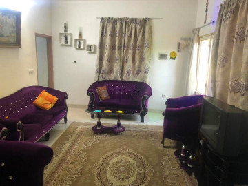 تصویر دربست و حیاط در اختیار، لشگر آباد