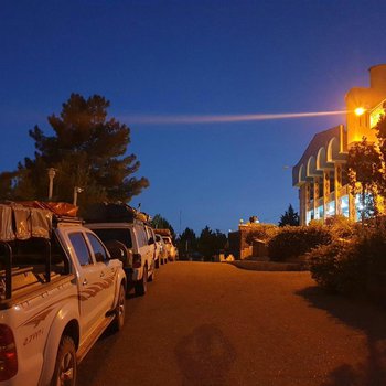 تصویر هتل سنگسر مهدی شهر