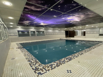 تصویر اجاره روزانه ویلا استخر سرپوشیده ۱ خوابه در شهریار