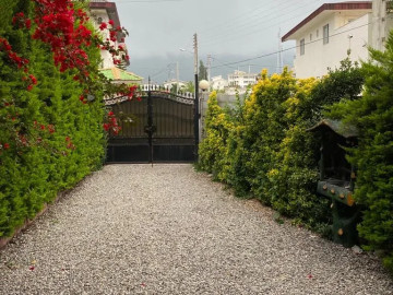 تصویر لوکس گلستان