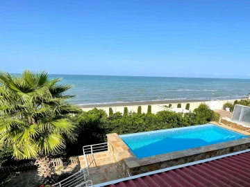 عکس لوکس استخردار آبگرم ساحلی آنتراکت (4) چالکرود