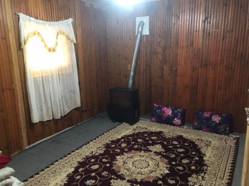 تصویر کلبه چوبی جنگلی ماهورا