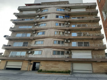 تصویر اپارتمان مبله قواره اول دريا داخل شهرك